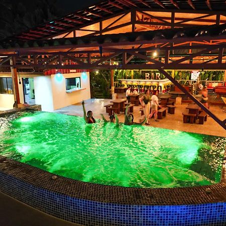 Arenal Backpackers Resort La Fortuna Exteriör bild